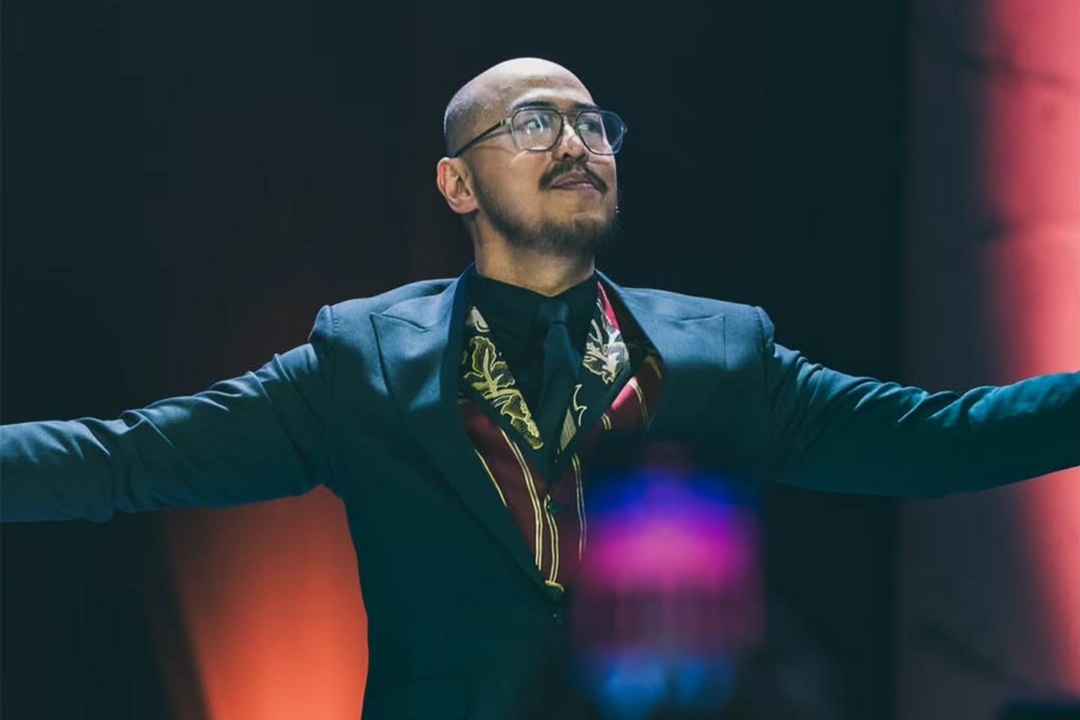 Viral Setelah Materi Stand-up Pandji Pragiwaksono, Ingin Tahu Apa Itu Ptosis?