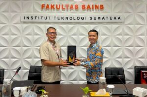 Kolaborasi Farmasi ITERA dan Dexa Group, Buka Peluang Sinergi Dunia Kampus dan Industri